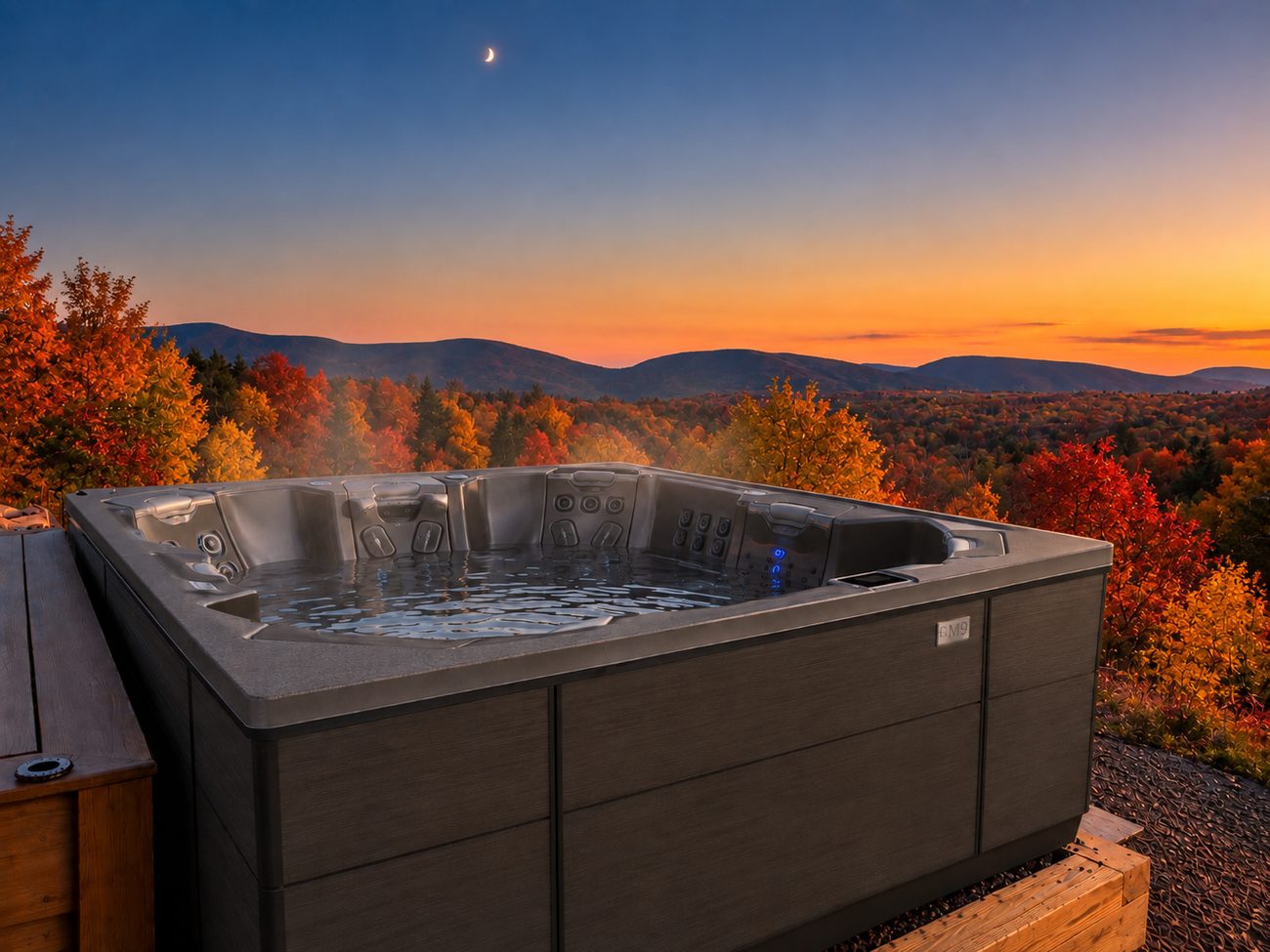 The hot tub and deck in daylight